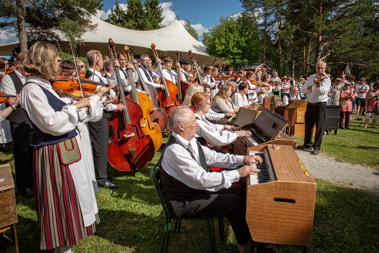 Vuoden yhtyeet kautta aikain - Kaustinen Folk Music Festival