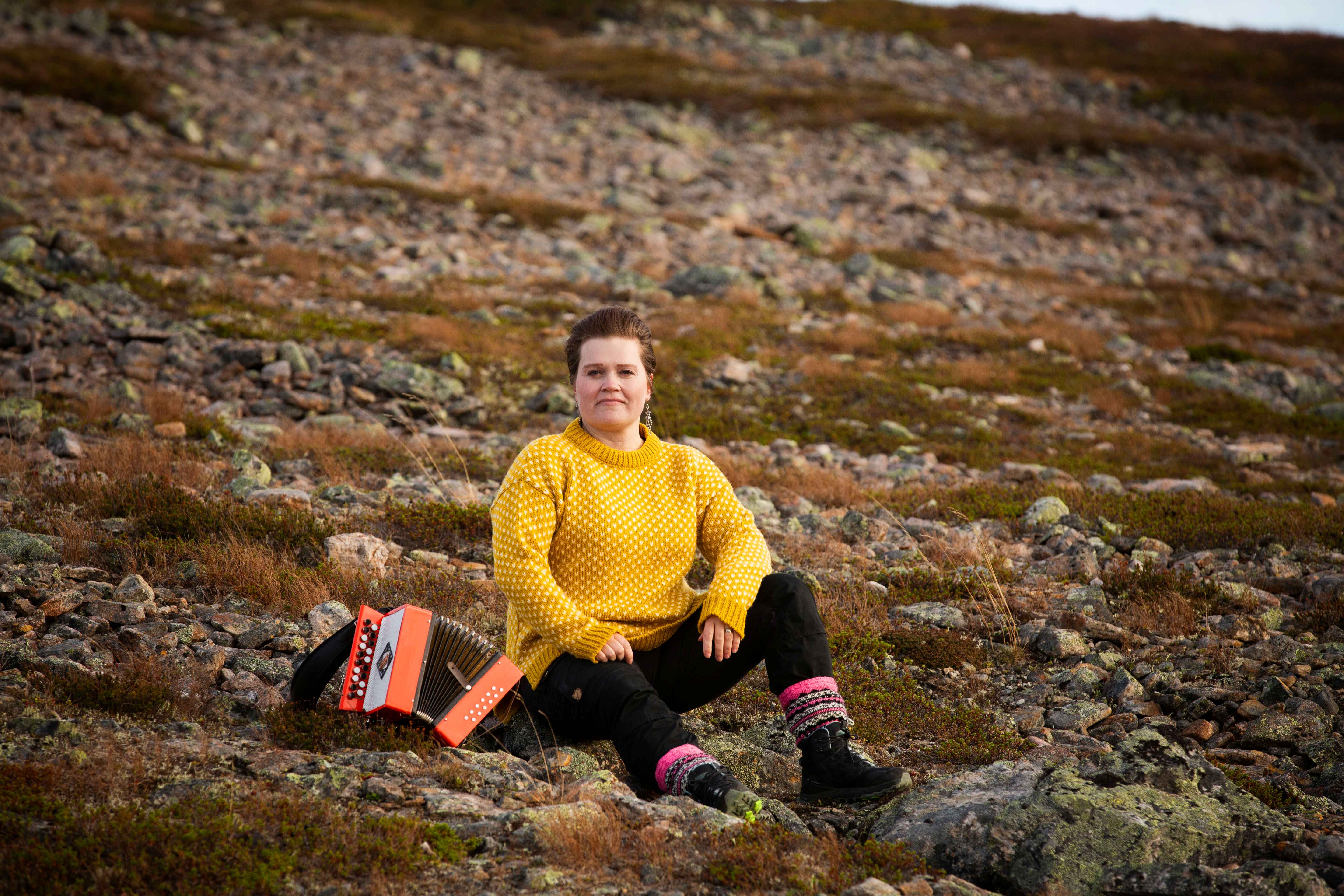 Anne_Mari_KivimakibyHannaKoikkalainen25