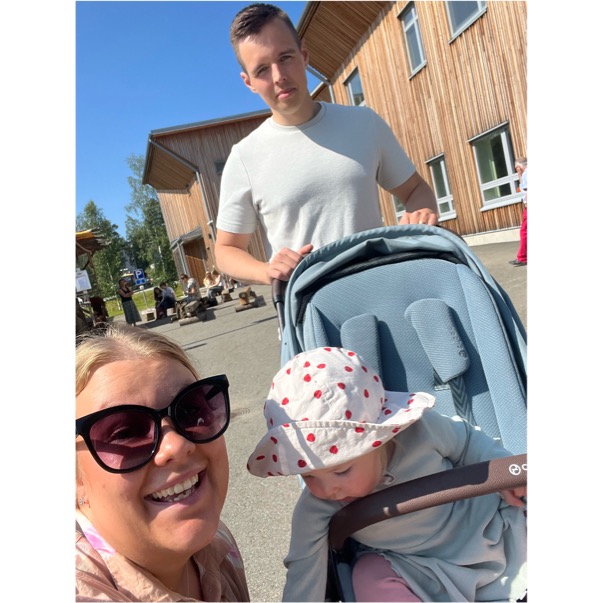 Ida tietää, että Kaustinen toimii myös pienen lapsen kanssa.